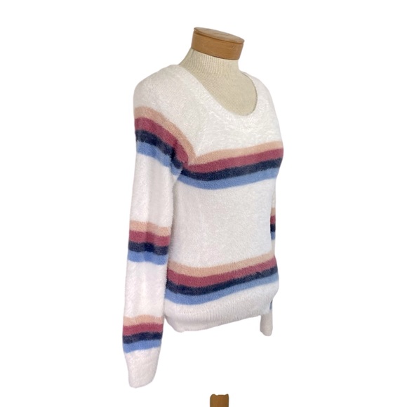 Abercrombie Kids 15/16 Girl Fuzzy Soft Stripped - Picture 3 of 10